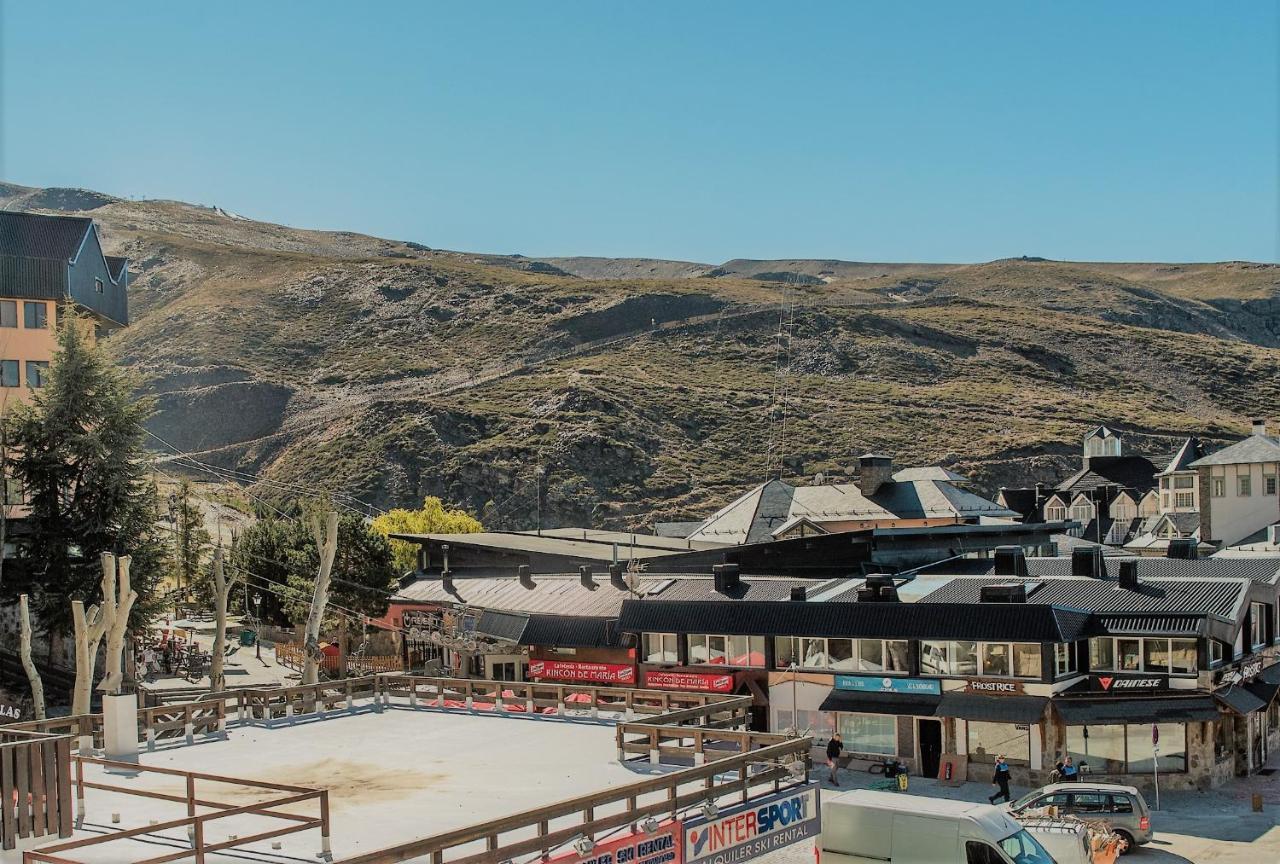 Todosierranevada Zona Baja -Plaza Principal-Junto A Los Telecabinas เซียร์ราเนบาดา ภายนอก รูปภาพ