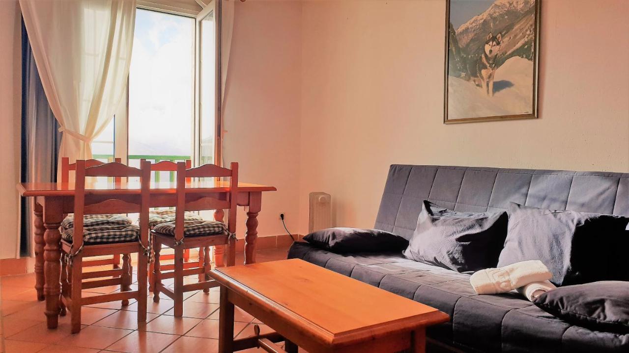 Todosierranevada Zona Baja -Plaza Principal-Junto A Los Telecabinas เซียร์ราเนบาดา ภายนอก รูปภาพ